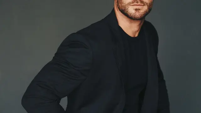 chris hemsworth
