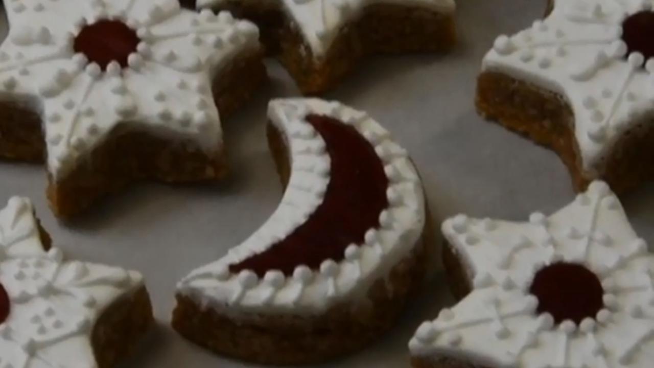 Biskuit Cinnamon Stars