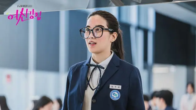 Moon Ga Young dalam True Beauty. (tvN via Soompi)