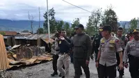 Kapolda Papua, Irjen Pol Paulus Waterpauw melihat kondisi keamanan di Wamena. (Liputan6.com/Polda Papua/Katharina Janur)