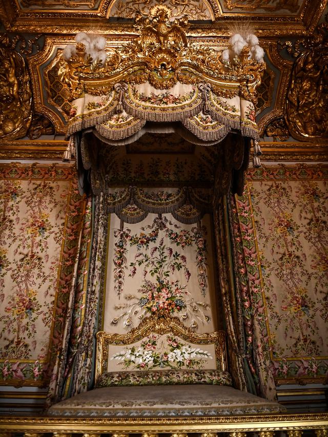Istana Versailles membuka kembali kamar pribadi Marie-Antoinette