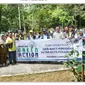 Dalam rangka melakukan komitmen tanggung jawab sosial dan lingkungan, PT BRI Asuransi Indonesia (BRINS) melakukan kegiatan Corporate Social Responsibility (CSR) Lingkungan pada Hari Bakti Rimbawan Hutan Kota Pekanbaru. (Ist)