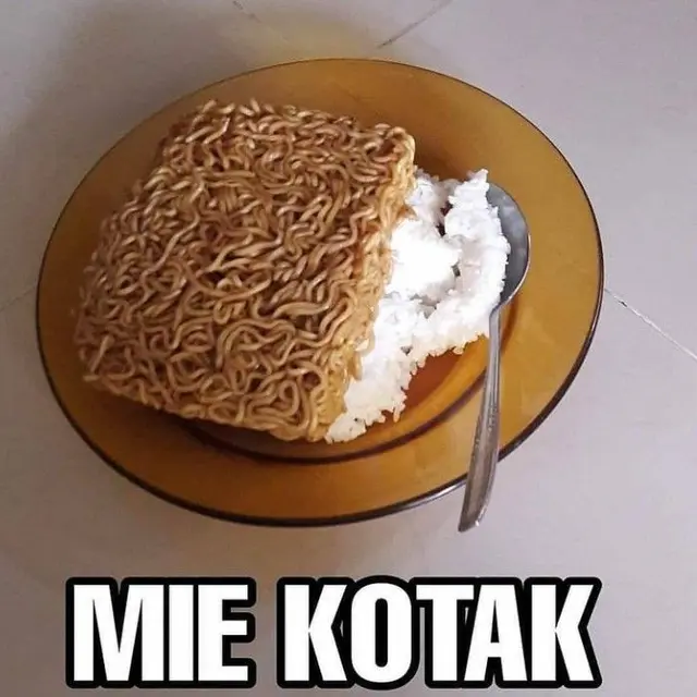7 Potret Makan Mi Instan Nyeleneh ala Warganet Bikin Garuk Kepala