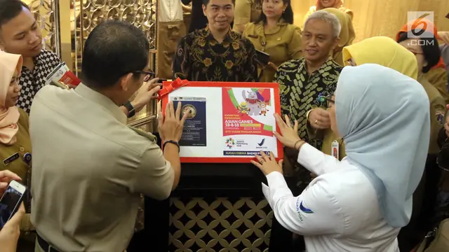 Sandiaga Uno Luncurkan Stiker Aman Saji Asian Games 2018