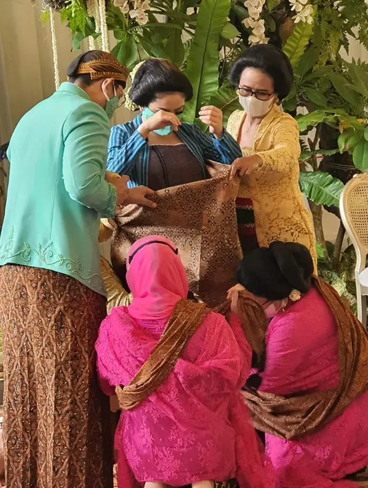 MItoni Danny Rukmana dan Raiyah (Instagram/princessraiyah)