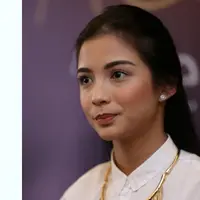 Chelsea Olivia dan Julia Perez. (Bintang.com)