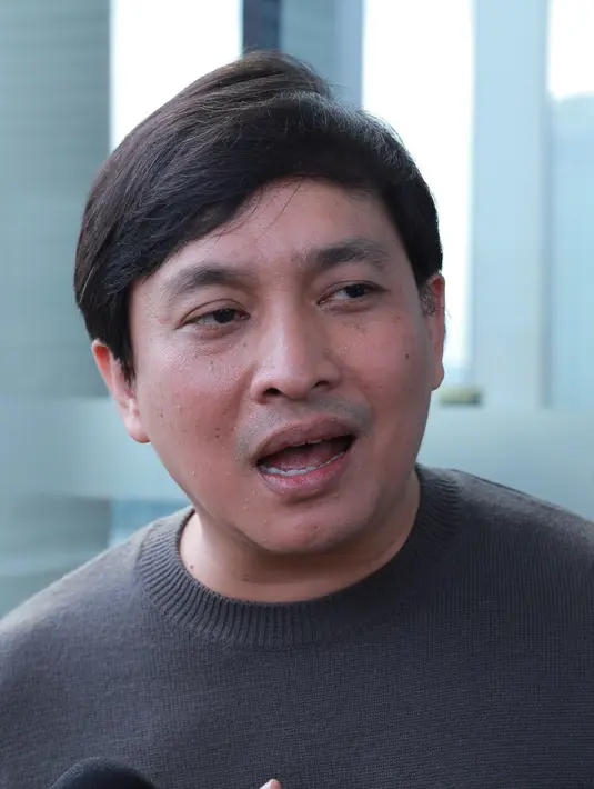 Sebagai seorang ayah, Yovie membebaskan anak-anaknya untuk menentukan pilihannya. Ia tidak pernah mengarahkan anaknya untuk mengikuti jejaknya. (Galih W. Satria/Bintang.com)