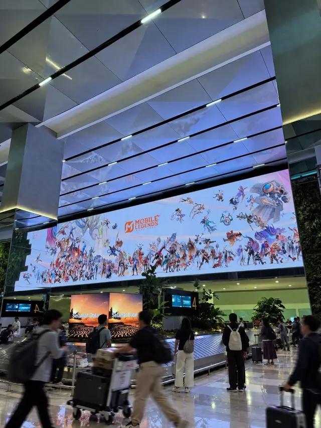 Pixel Group Hadirkan Kampanye di Bandara hingga LRT 10 Tahun Mobile Legends
