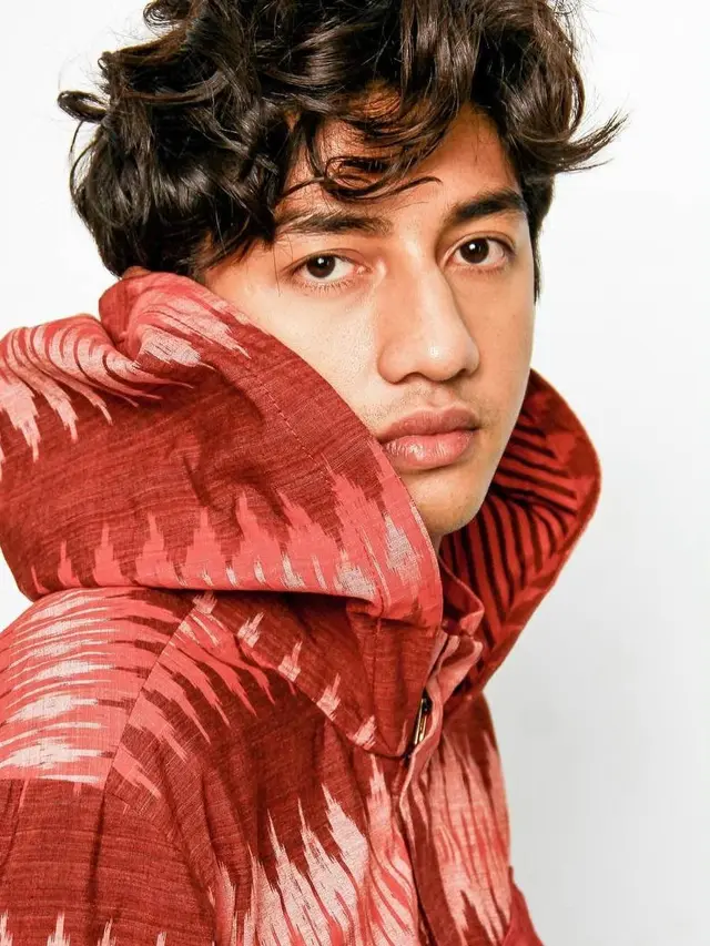 Harris Vriza.