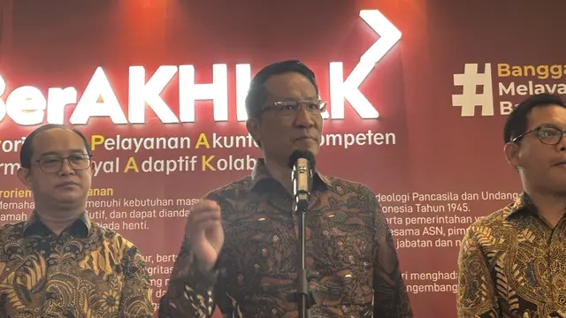 Menteri Hukum Supratman Andi Agtas saat konferensi pers di Jakarta, Selasa (17/6/2025).