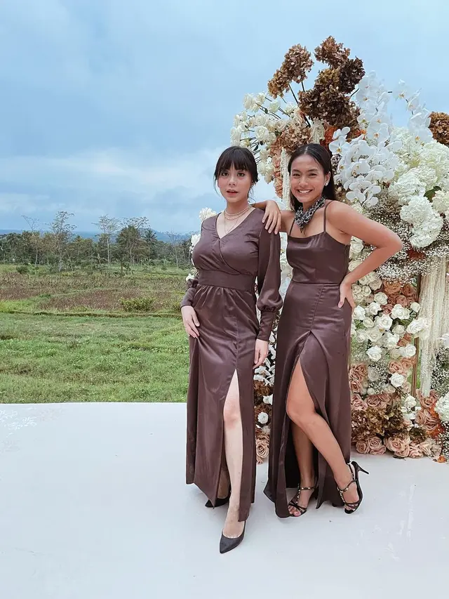 Curi Perhatian, Ini Gaya 6 Artis yang Hadiri Pernikahan Clara Bernadeth