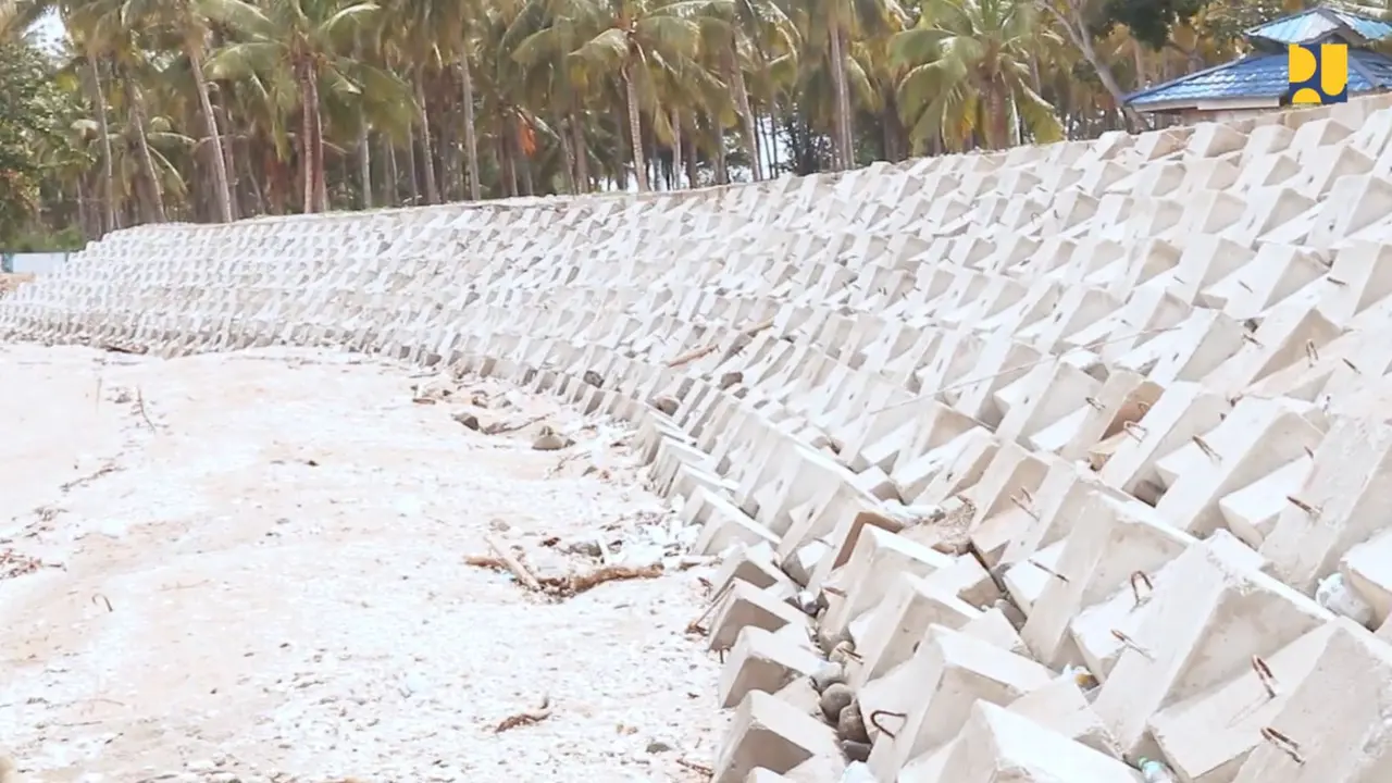 Menteri PUPR menjajaki peluang kerja sama pembangunan pemecah gelombang (breakwaters) dengan China.