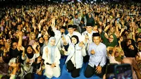 Ribuan Masyarakat Hadiri Maulid Akbar Bersama Ratu Zakiyah dan Pasha Ungu di Serang Banten