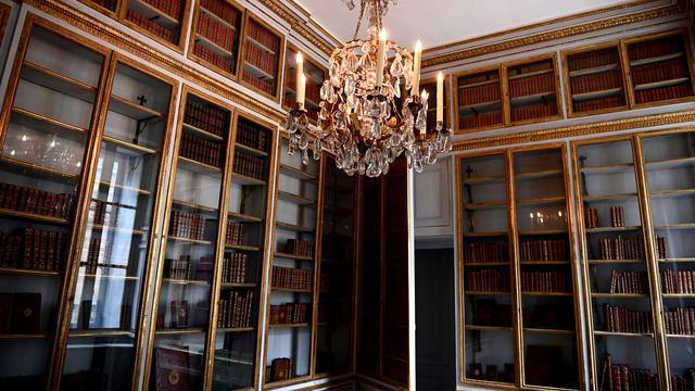 Istana Versailles membuka kembali kamar pribadi Marie-Antoinette