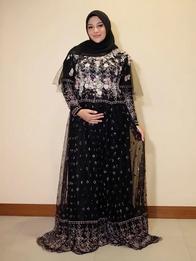 Inspirasi Busana Pesta Hijab Kekinian