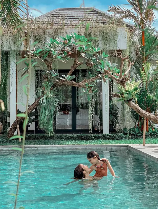 Gisella Anastasia dan Gempi (Instagram/gisel_la)