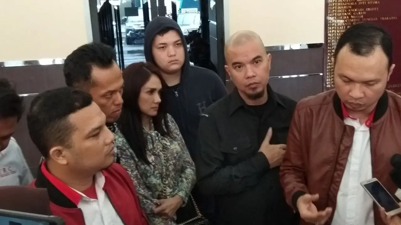 Selesai Diperiksa, Ahmad Dhani Tidak Ditahan