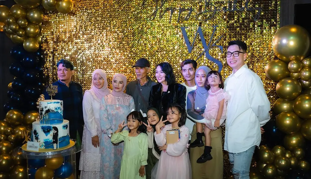 Wika Salim rayakan ultah ke-32 (Instagram/wikasalim)
