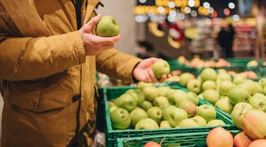 Ilustrasi memilih apel