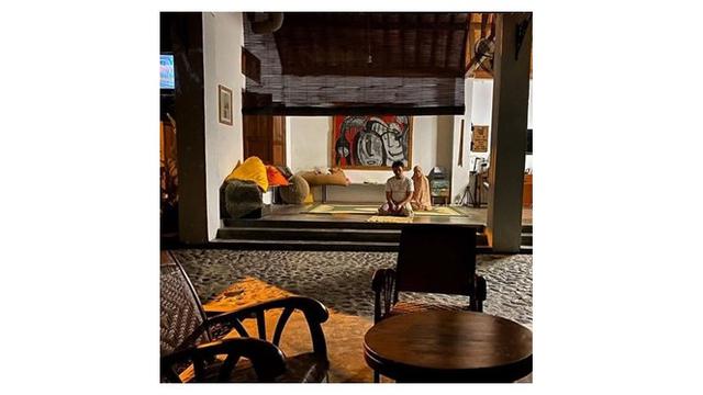 7 Potret Rumah Zaskia Mecca Dan Hanung Bramantyo Di Jogja Nuansa