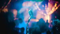 Setelah Kerja, Nostalgia 2000-an di Senopati: Fimelahood Hangout Hadirkan Early Party