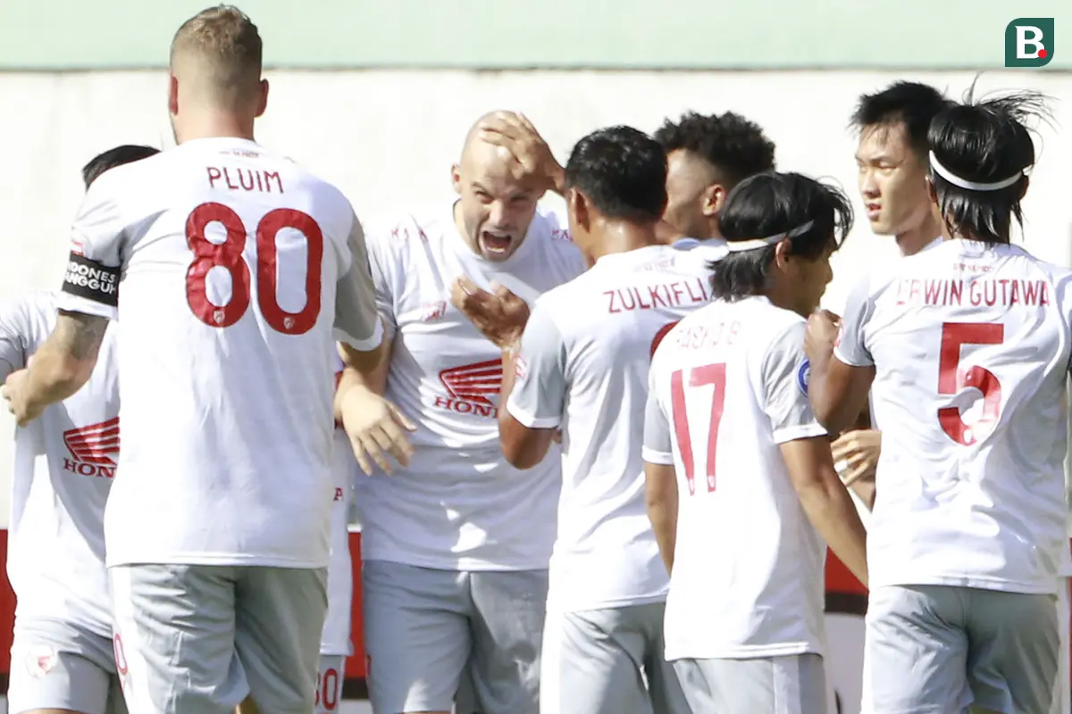Foto: Gol Injruy Time Ilham Udin Armaiyn Tentukan Kemenangan PSM Makassar atas Persik Kediri dalam Pekan ke-4 BRI Liga 1 2021 / 2022