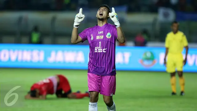 20160928-Menang Adu Penalti, Jabar Raih Emas Sepakbola PON XIX-Bandung
