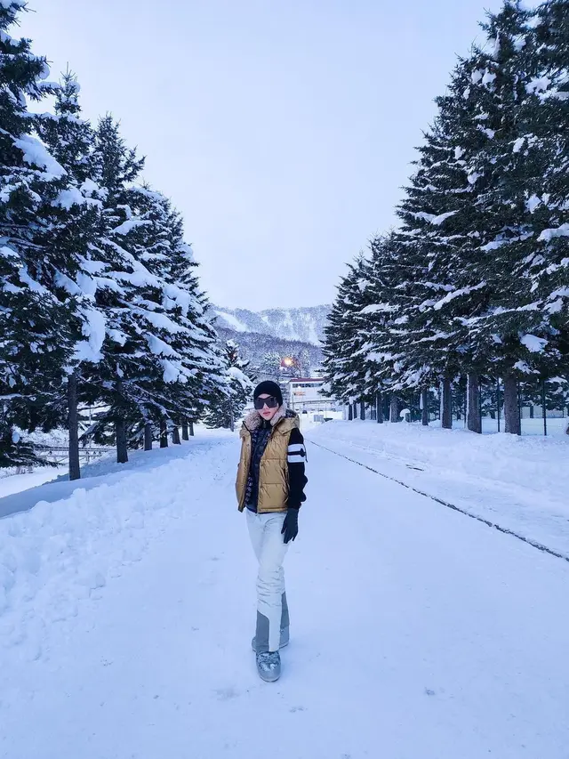 Syahrini selalu modis (Instagram/princessyahrini)