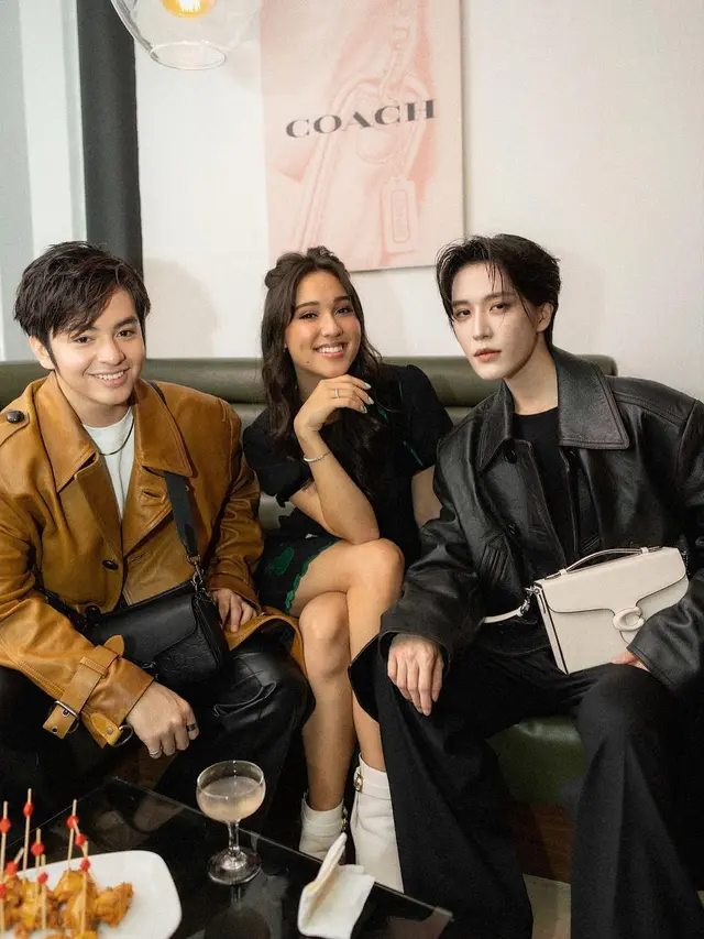 Angga Yunanda dan Yasmin Napper di acara fashion di Singapura (Foto: instagram yasminnapper)