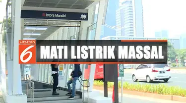 Calon penumpang tidak diizinkan masuk ke Stasiun MRT. Sementara penumpang yang berada di MRT dievakuasi.