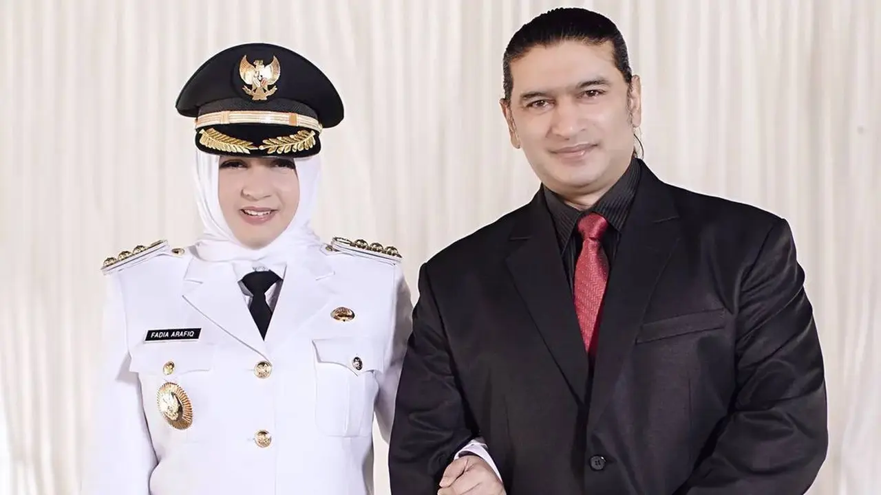 [Fimela] Ashraff Khan dan Fadia A Rafiq