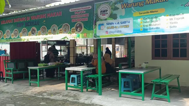 Rekomendasi Tempat Makan Enak di Dekat Stasiun Palur Solo