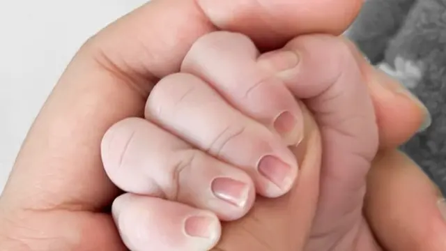 Aurel Hermansyah melahirkan