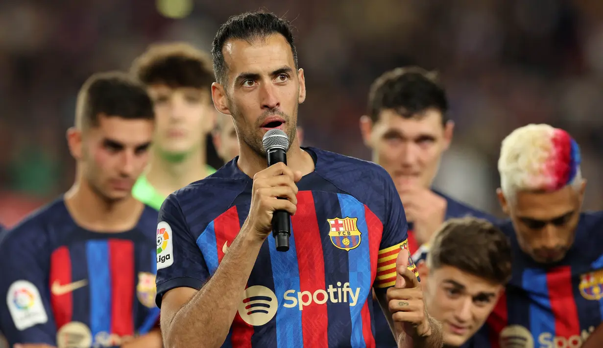 Sergio Busquets menghabiskan 15 tahun di Barcelona. Namun, dia memutuskan pergi dari Camp Nou setelah kontraknya berakhir pada akhir musim 2022/2023. Setelah berpisah dengan Barcelona, Busquets melanjutkan kariernya di Liga Amerika Serikat atau MLS. Klub yang menjadi tujuannya adalah Inter Miami. Selama berkostum Blaugrana, Busquets tercatat memainkan 718 pertandingan di semua kompetisi. Pemain berusia 35 tahun itu turut menyumbang 18 gol dan 40 assist. (AFP/Lluis Gene)