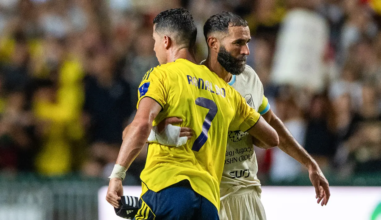 Karim Benzema baru saja menyelesaikan kepindahan sensasional ke Al-Hilal. Ia meninggalkan Al-Ittihad setelah hubungannya dengan klub benar-benar hancur. (AFP/Wun Suen)