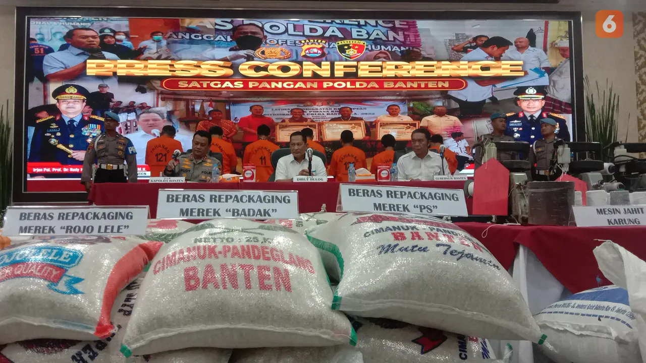 Satgas Pangan Polda Banten Ungkap Penyelewengan Beras Subsidi. (Jumat, 10.02.2023). (Yandhi Deslatama/Liputan6.com).