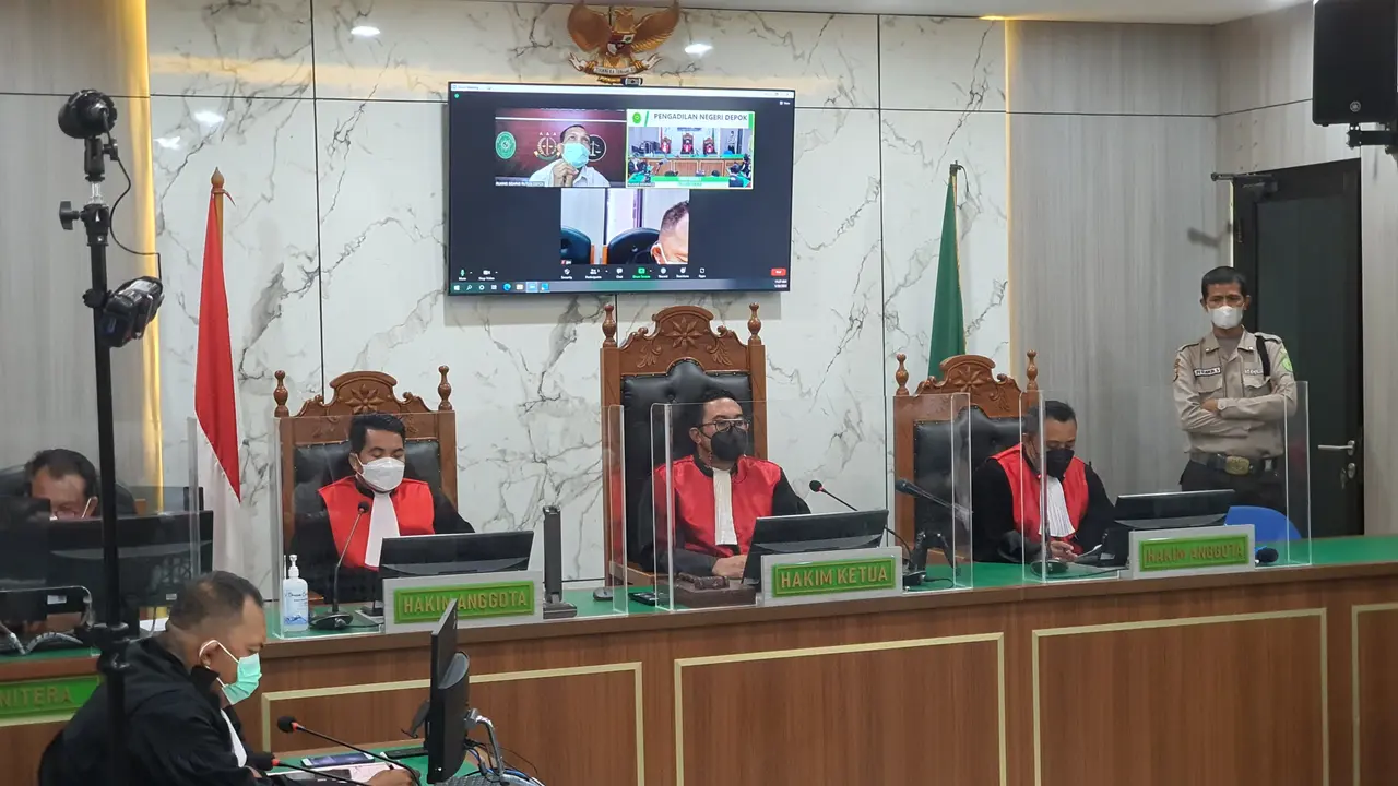 Sidang kasus pencabulan anak dengan terdakwa Lucas Ngalngola di Pengadilan Negeri Depok