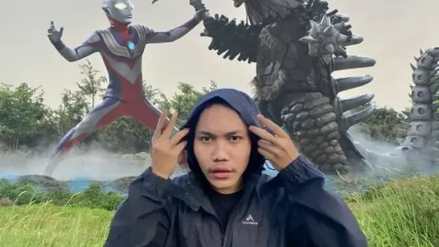 Minta Potretnya Diedit, 7 Hasil Editan Foto Pria saat di Gunung Ini Hasilnya Nyeleneh