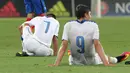 Kesedihan pemain Italia setelah kalah dari Prancis dalam final Piala Eropa U-19 di Sinsheim, Jerman, (24/7/2016). (AFP/Daniel Roland)