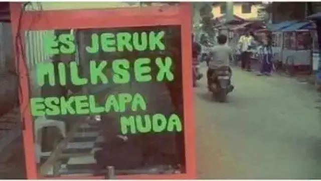 6 Tulisan Typo di Gerobak Jualan Minuman Ini Bikin Pembeli Mikir Dua Kali