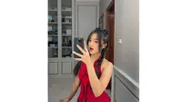 Penghasilan Fuji Mencapai 3 Digit Cuma dari Exclusive Stories Instagram