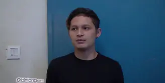 Kesal namanya terseret kasus prostitusi Artis, Syamsir Alam, pesepakbola yang juga mantan kekasih Tyas Mirasih ini akhirnya naik pitam. Anggita Sari menjadi sasaran lantaran dinilai menjadi penyebab kehidupan pribadinya terusik.