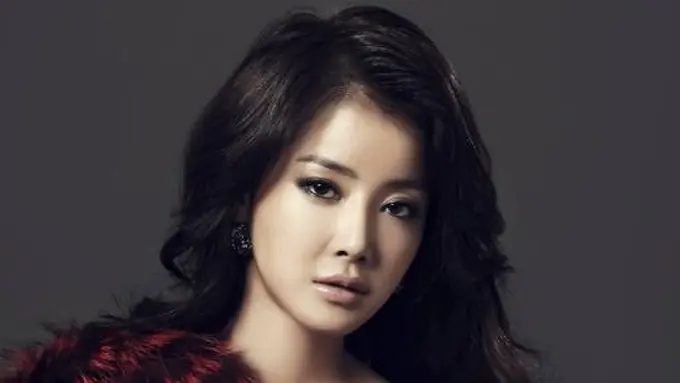 [Bintang] Lee Si Young