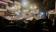 Update Kericuhan Demo DIY, Massa Bentrok Lagi dengan Polisi di Tugu Yogyakarta