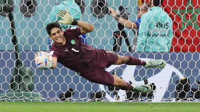Kiper Yassine Bounou Jadi Pahlawan Maroko