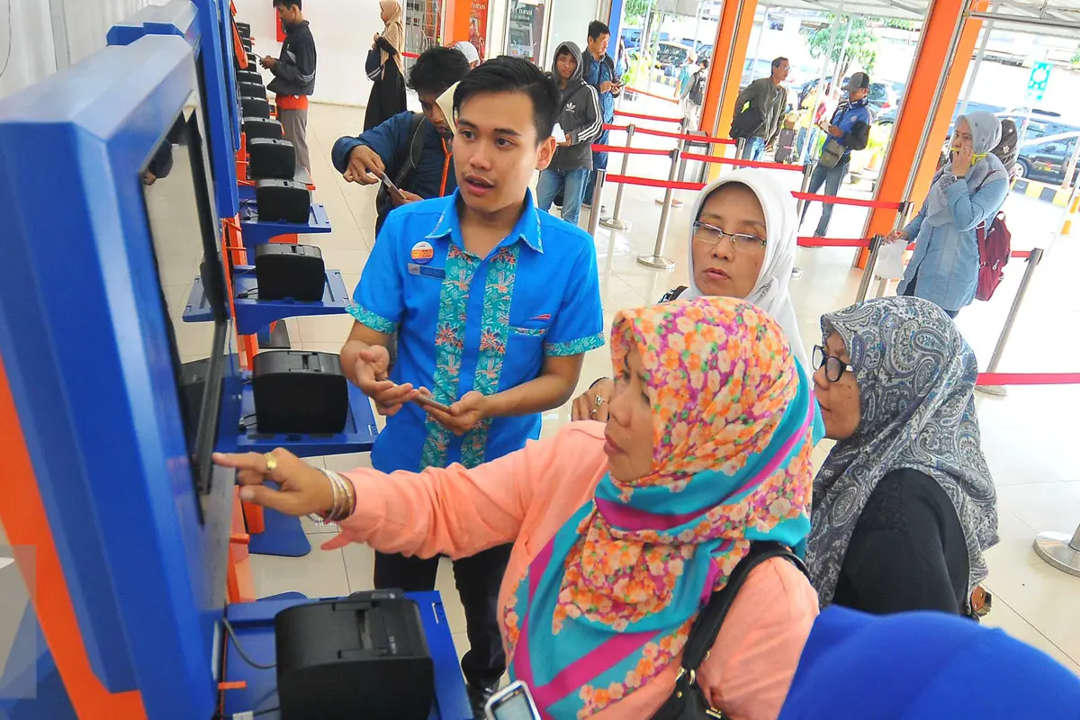 Mudik 2017 di Stasiun Senen