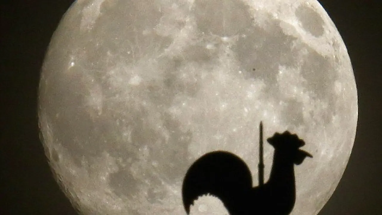 Inilah Penampakan Supermoon di Luar Angkasa 