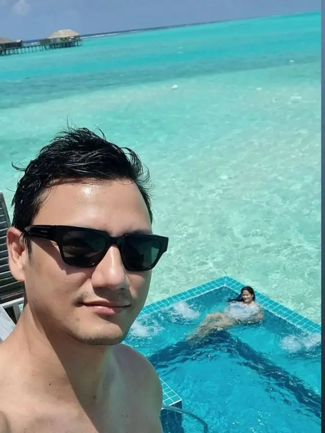 Bak Bulan Madu, Ini 7 Momen Titi Kamal dan Christian Sugiono Liburan di Maldive