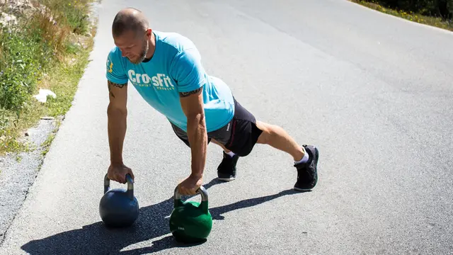 Ilustrasi latihan CrossFit