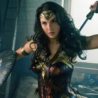 Gal Gadot sebagai Wonder Woman (Entertainment Weekly)